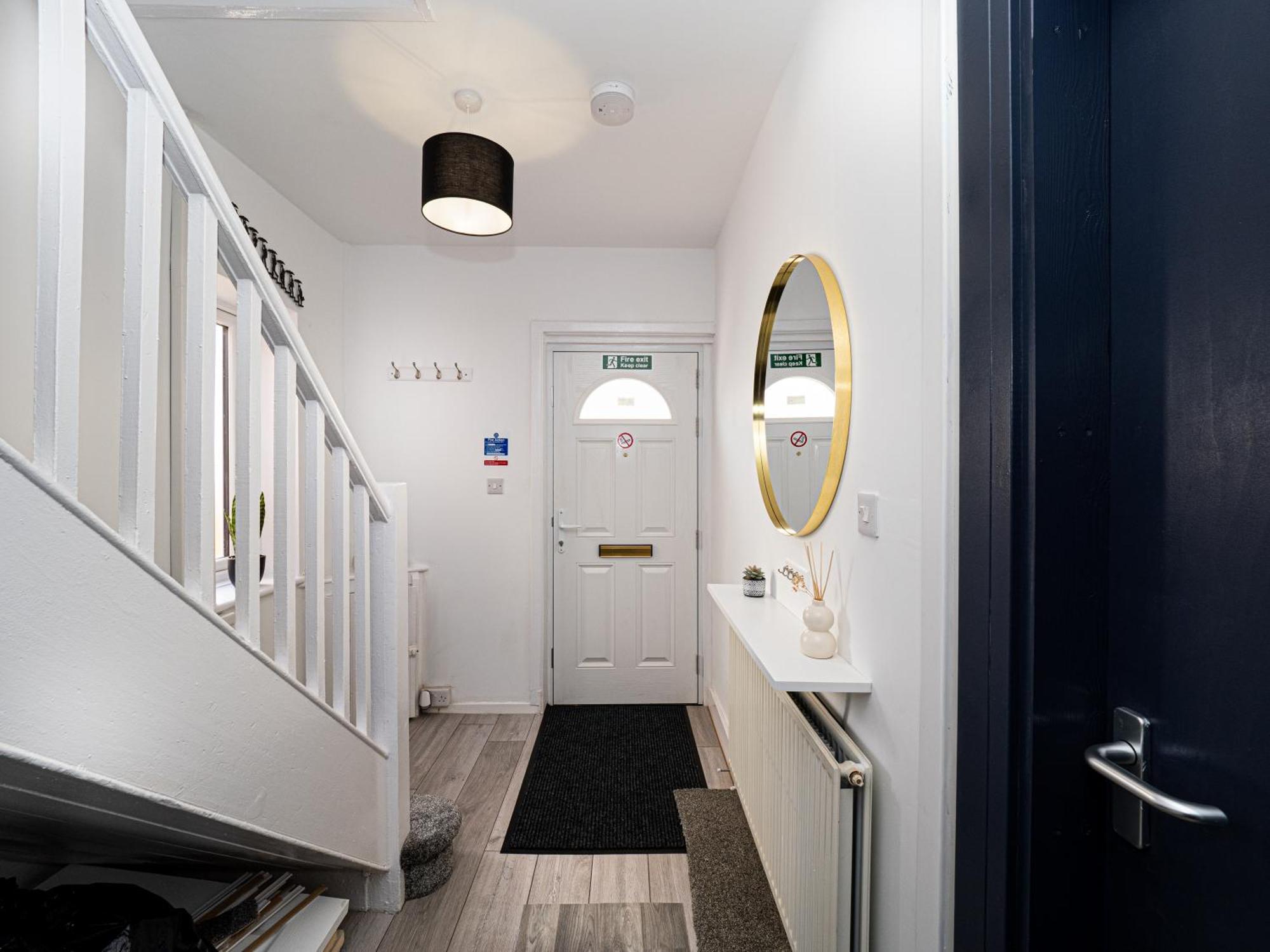 3Br Haven Retreat In Wallasey With Free Street Parking Eksteriør billede