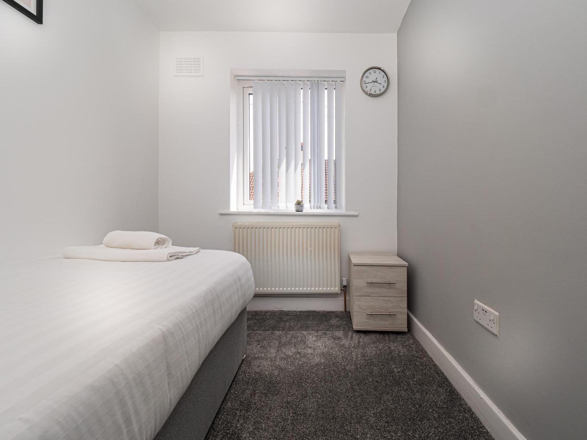 3Br Haven Retreat In Wallasey With Free Street Parking Eksteriør billede