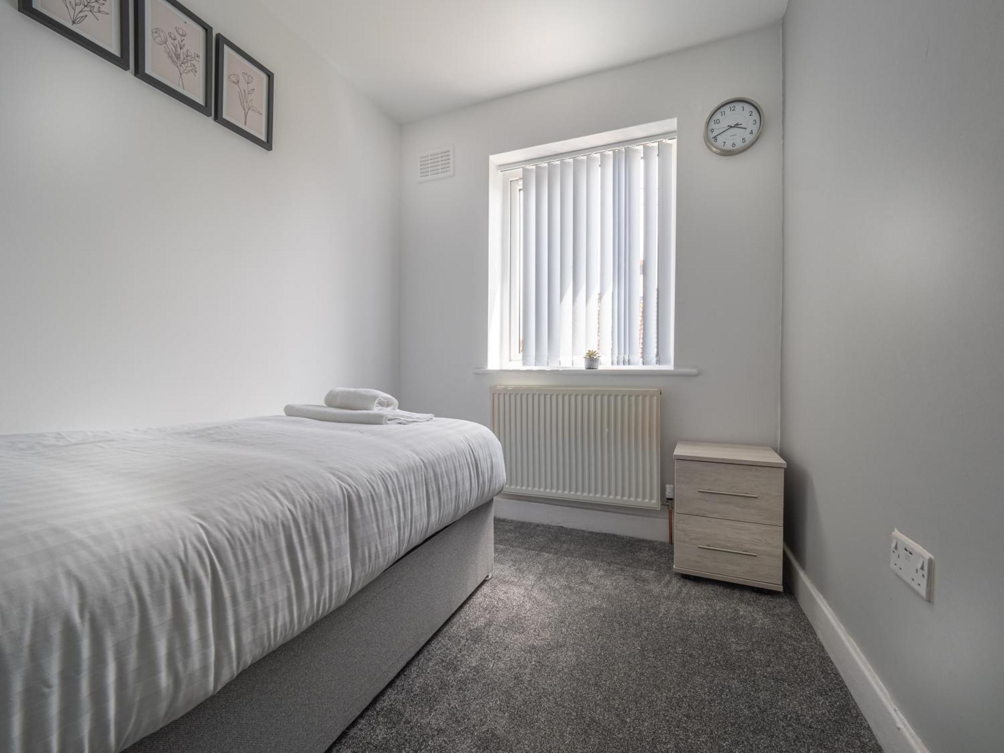 3Br Haven Retreat In Wallasey With Free Street Parking Eksteriør billede