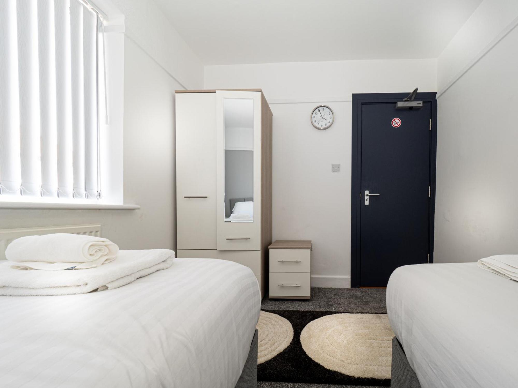 3Br Haven Retreat In Wallasey With Free Street Parking Eksteriør billede